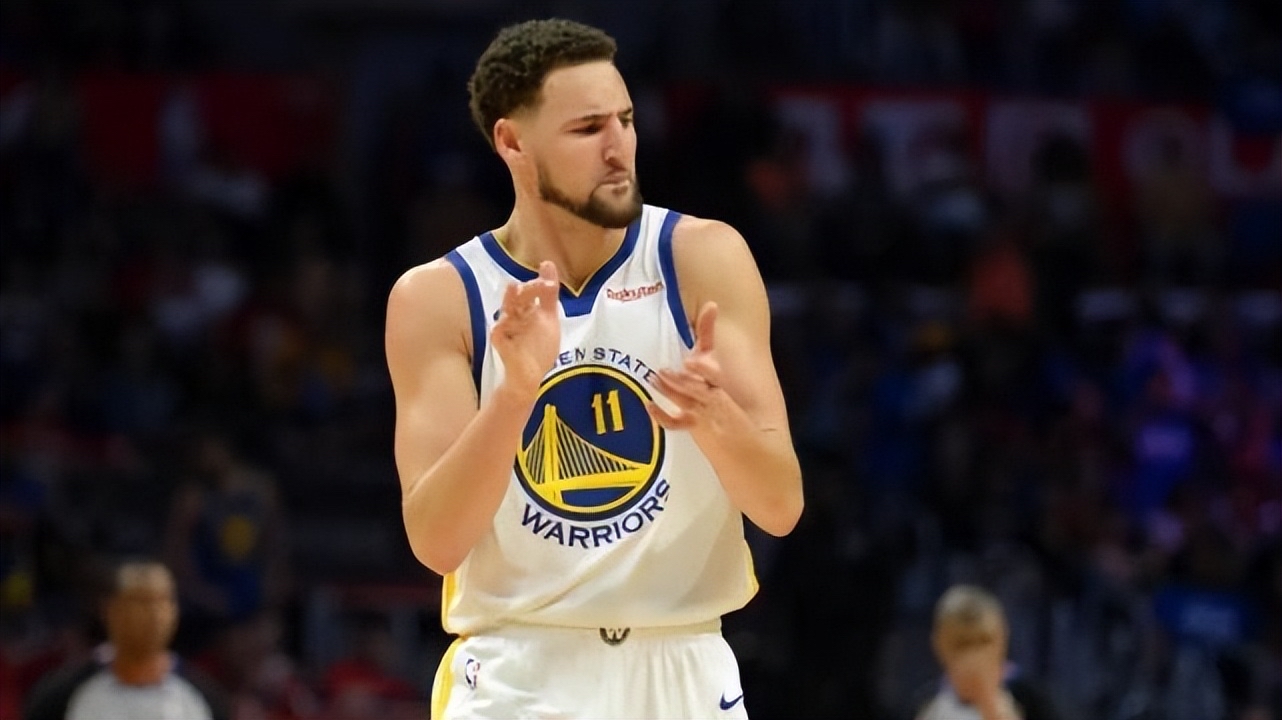 海星体育-穆古鲁扎回归赛场，出色防守首场状态亮眼，G2观众沸腾！的简单介绍